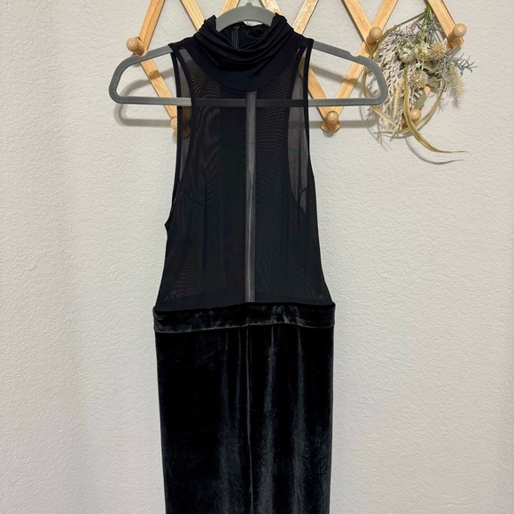 House of CB London Black Velour Mesh Turtle Neck Sleeveless Formal Jumpsuit Sz M - Picture 3 of 11